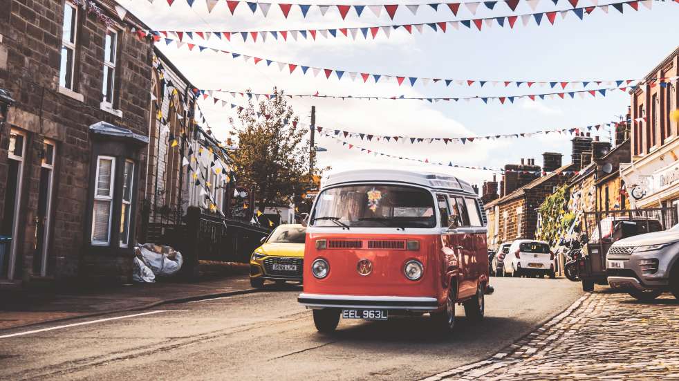 vw camper on yorkshire high st